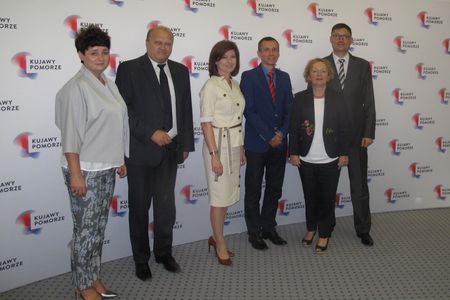 Od prawej dyr. S. Żebrowski, dyr. D. Kopaczewska, dyr. R. Preus, dyr. A. Szyperska-Ślaska, dyr. Cz. Ficner i nacz. B. Więckowska