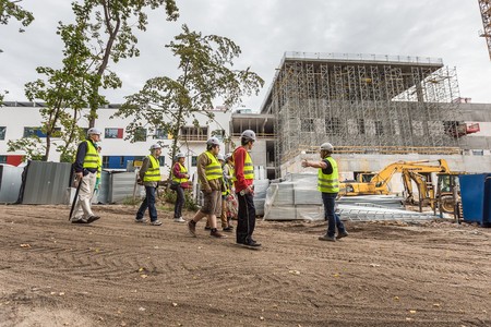 Kolejny dzień otwarty na budowie szpitalnego miasteczka na Bielanach zaplanowaliśmy w najbliższą niedzielę (9 września), fot. Szymon Zdziebło/Tarantoga.pl
