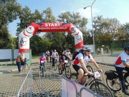 Pierwszy rajd – Szlakiem Męczeństwa Rodziny Migdalskich – odbył się 15 września we Włocławku, fot. Stowarzyszenie Run to Run