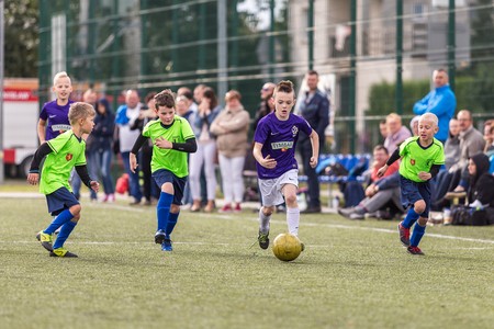 Powiatowy turniej piłki nożnej dla przedszkolaków w Unisławiu, fot. Szymon Zdziebło/tarantoga.pl