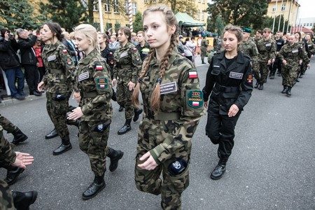 Uroczyste ślubowanie uczniów klas mundurowych, fot. Andrzej Goiński