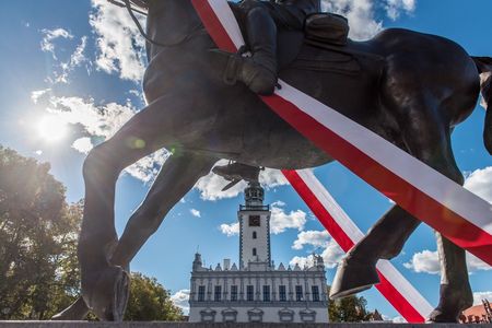 Uroczystość odsłonięcia pomnik Pamięci Kawalerzystów 8. Pułku Strzelców Konnych, fot. Łukasz Piecyk