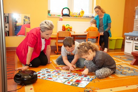 Uczniowie Ośrodka Braille’a korzystają już z nowych pracowni do nauki w zawodach: masażysta, ślusarz oraz monter maszyn i urządzeń, fot. Filip Kowalkowski