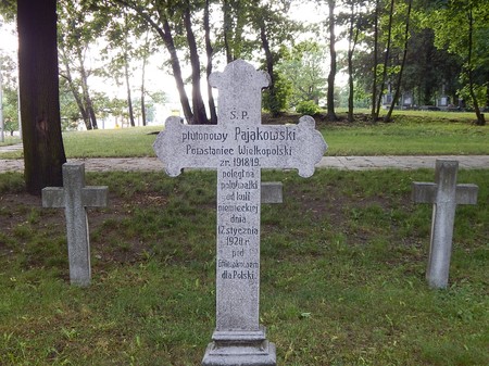 Nagrobek Gerarda Pająkowskiego