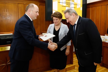 Uroczystość wręczenia umów w ramach Regionalnego Programu Operacyjnego Województwa Kujawsko-Pomorskiego w Urzędzie Marszałkowskim, fot. Mikołaj Kuras