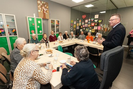 Wizyta wicemarszałka Zbigniewa Ostrowskiego w Bydgoskim Dziennym Domu Pobytu Senectus, fot. Filip Kowalkowski