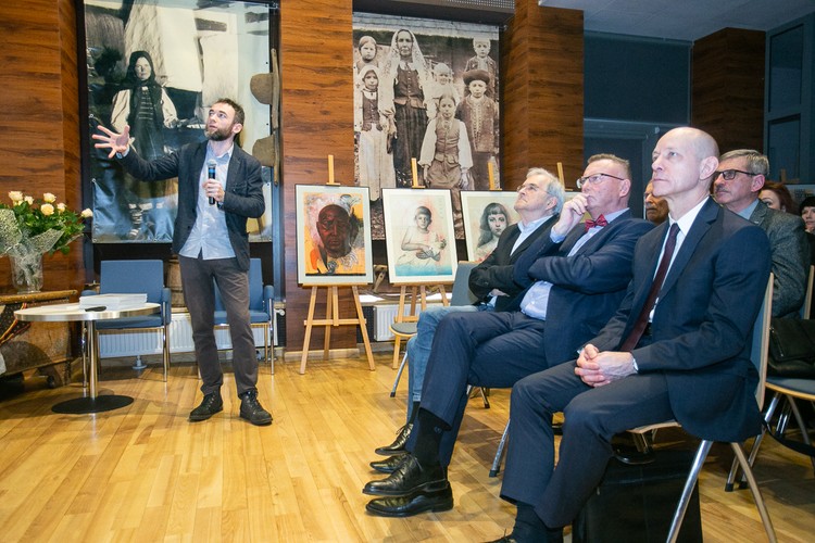 Wykład prof. Michała Pszczółkowskiego podczas gali marszałkowskich stypendiów w dziedzinie kultury 2019, fot. Filip Kowalkowski dla UMWKP