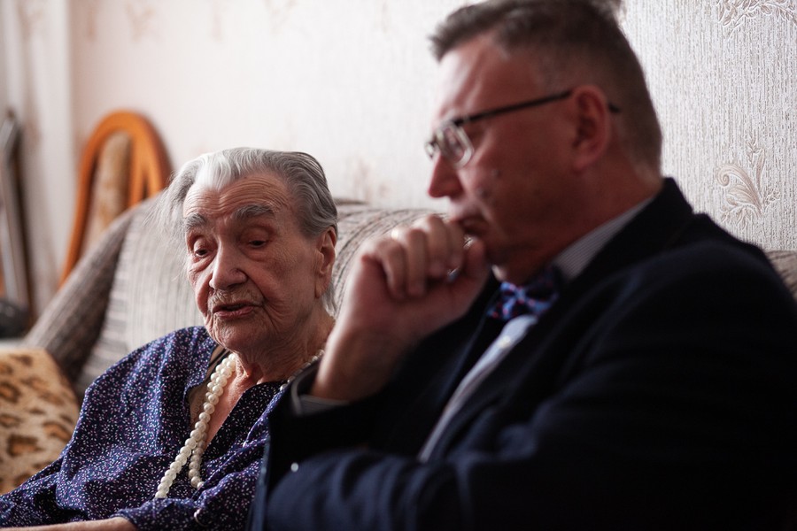 Wizyta wicemarszałka Zbigniewa Ostrowskiego u Franciszki Gawłowicz, fot. Filip Kowalkowski