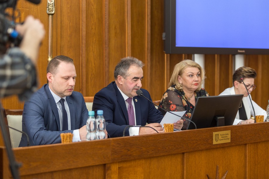 Sesja sejmiku województwa, 15 kwietnia 2019, fot. Szymon Zdziebło/tarantoga.pl dla UMWKP