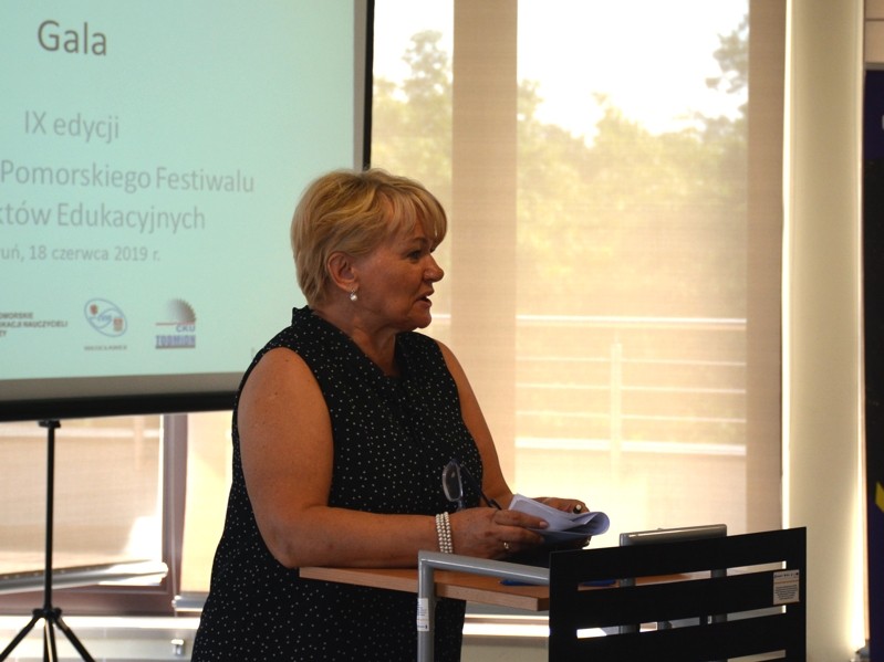 Anna piątek, kierownik Festiwalu