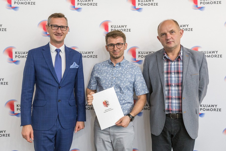 Uroczystość wręczenia umów PROW i PO Ryby, fot. Szymon Zdziebło/www.tarantoga.pl