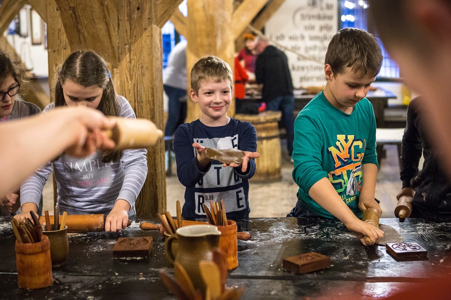 Toruńskie Żywe Muzeum Piernika posiada Złoty Certyfikat POT, fot. Szymon Zdziebło/tarantoga.pl dla UMWKP