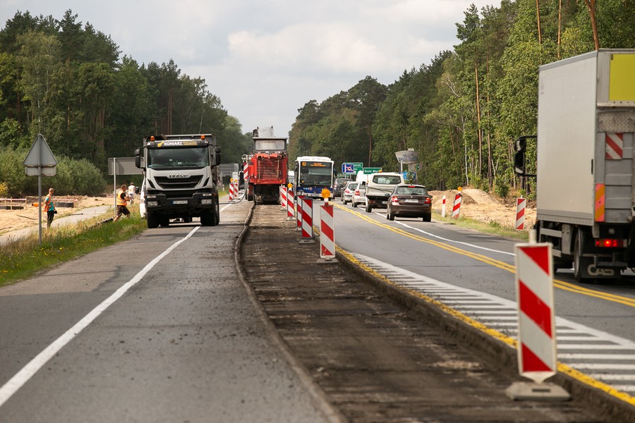 Rozpoczął się drugi etap budowy ronda turbinowego w Białych Błotach, fot. Filip Kowalkowski