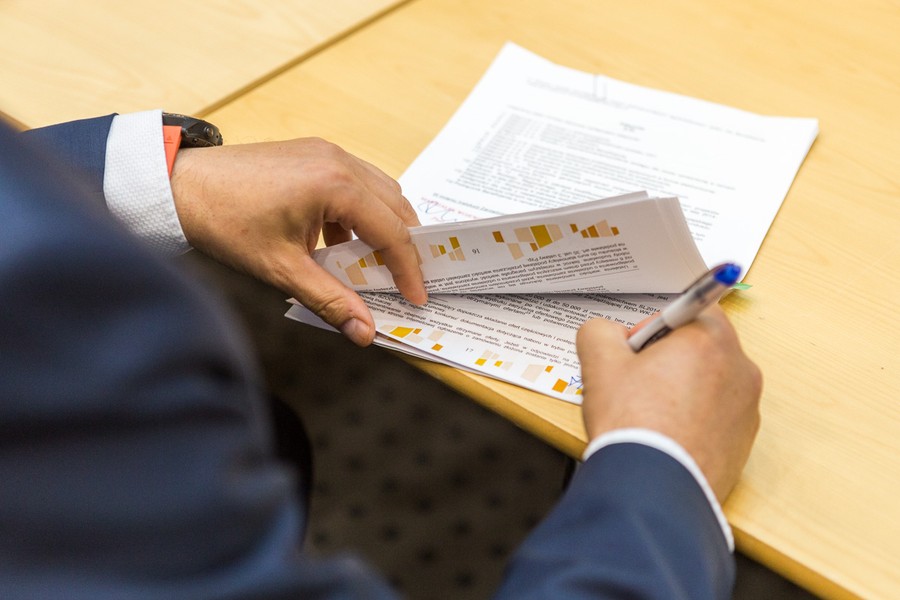 Uroczyste wręczenie umów, fot. Szymon Zdziebło/tarantoga.pl