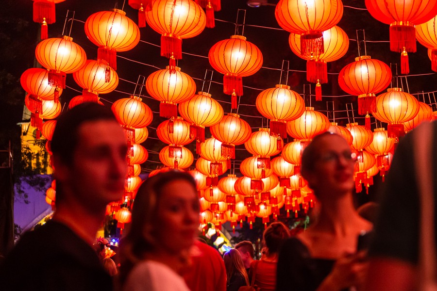 Na Starym Mieście można podziwiać dwadzieścia instalacji, fot. Szymon Zdziebło tarantoga.pl