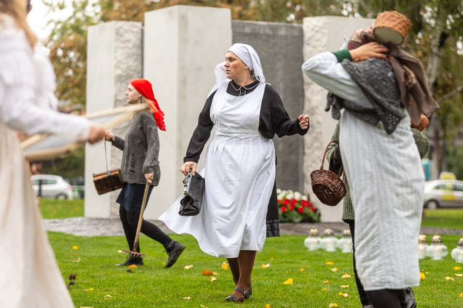 Uroczystości ku czci ofiar zbrodni pomorskiej 1939, fot. Szymon Zdziebło/tarantoga.pl dla UMWKP