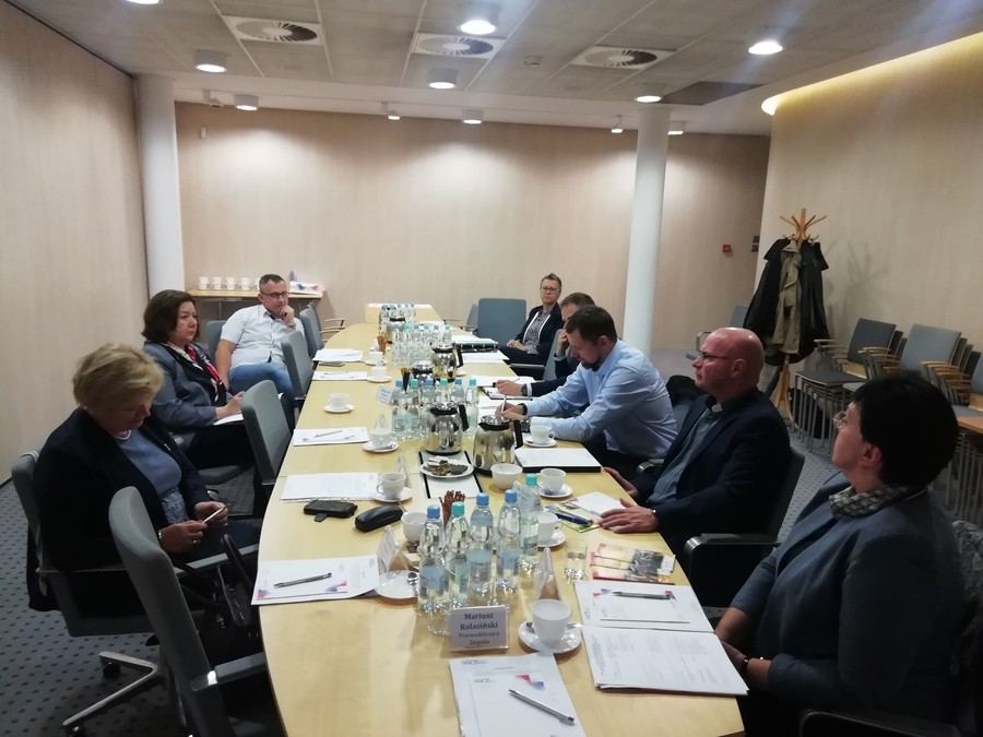 Uczestnicy posiedzenia Zespołu ds. polityki społecznej i dialogu społecznego przy K-P WRDS, fot. Jarosław Łączny