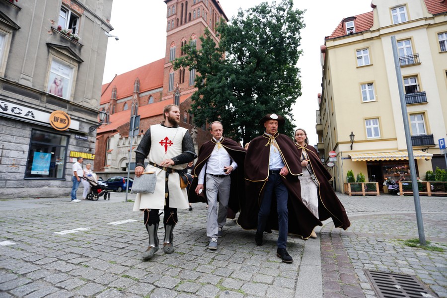 Gra miejska „Śladami Św. Jakuba” w Toruniu, fot. Mikołaj Kuras