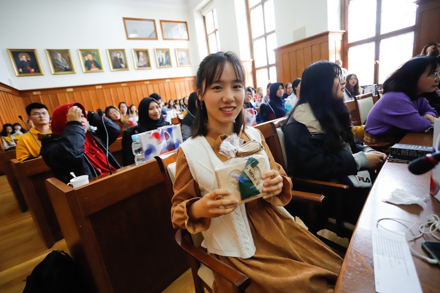 Wizyta studentów z zagranicy w Urzędzie Marszałkowskim, fot. Mikołaj Kuras