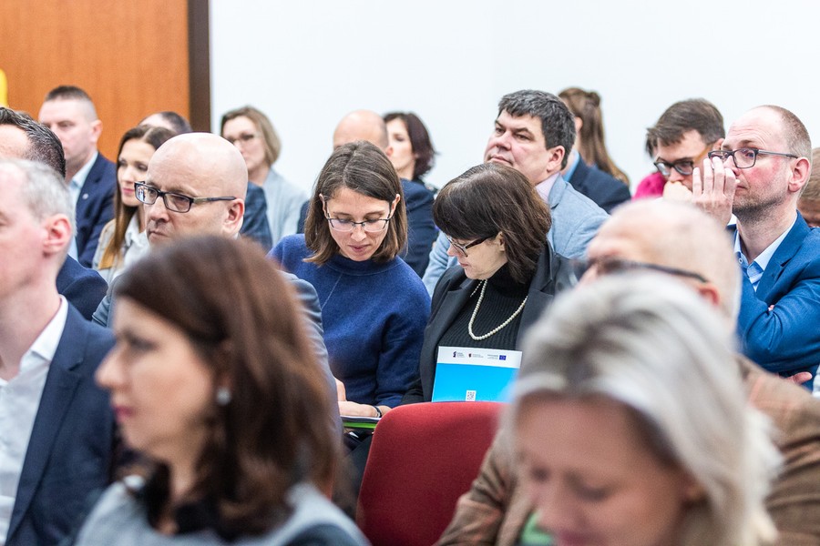 Konferencja „Wsparcie nowoczesnego biznesu” w Toruńskiej Agencji Rozwoju Regionalnego, fot. Szymon Zdziebło/tarantoga.pl