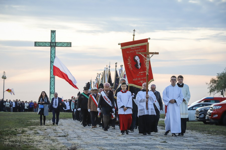 Uroczystości 35. rocznicy męczeńskiej śmierci bł. ks. Jerzego Popiełuszki we Włocławku, fot. Mikołaj Kuras