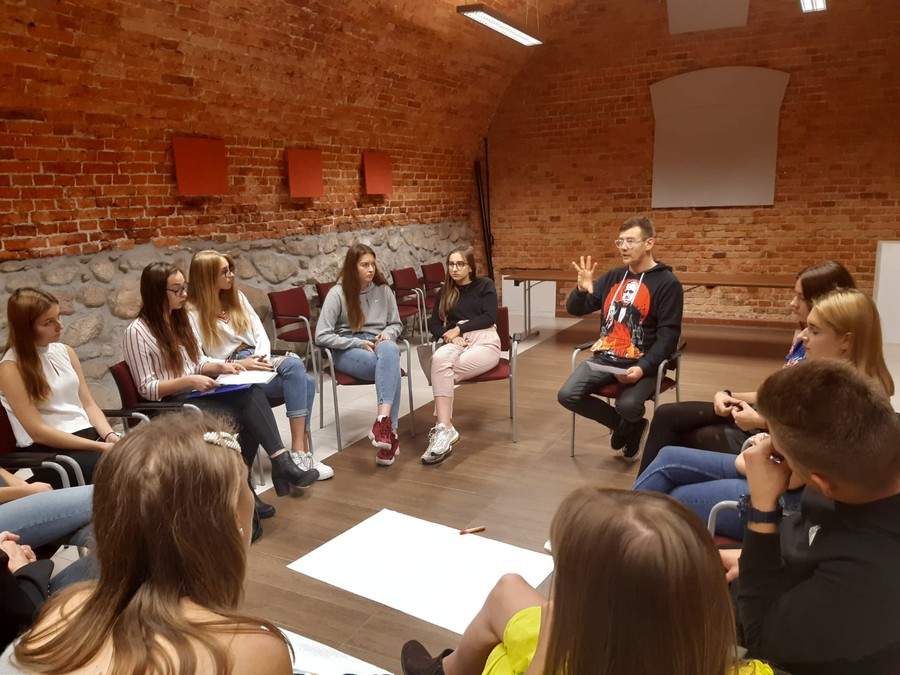 Warsztaty filmowe dla uczestników konkursu „Z kamerą wśród Piastów”, fot. UMWK-P