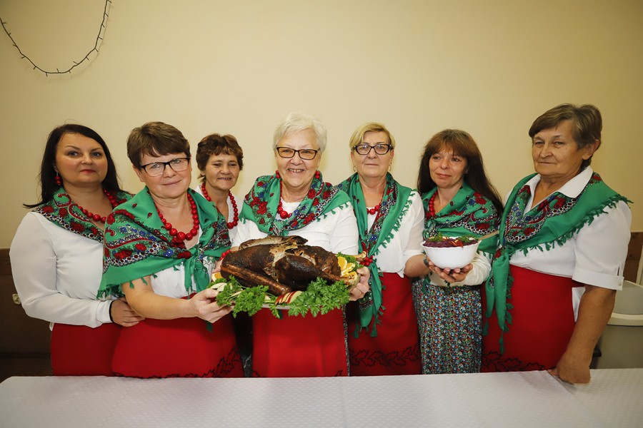 Panie z Koła Gospodyń wiejskich w Brzozowie (powiat chełmiński), fot. Mikołaj Kuras