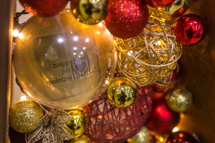 Ekochoinka została przekazana na ręce Anety Jędrzejewskiej, fot. Szymon Zdziebło/tarantoga.pl