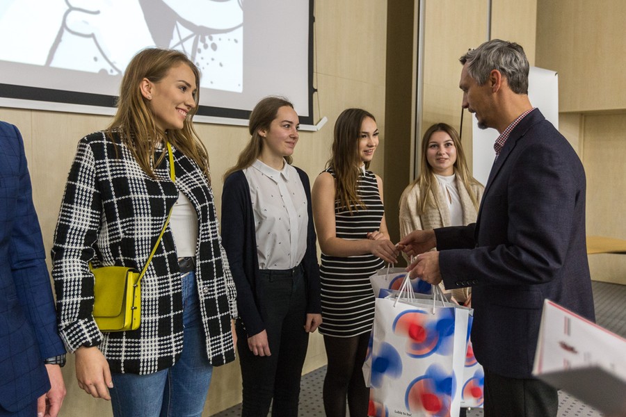 Wręczenie nagród w konkursie „Za kamerą wśród Piastów, fot. Szymon Zdziebło/tarantoga.pl