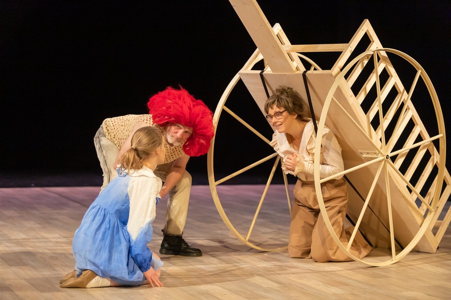 Teatr Horzycy w Toruniu zaprasza na premierę spektaklu Alicja w krainie czarów, fot. Mikołaj Kuras dla UMWKP