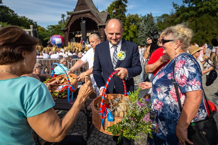 Dożynki wojewódzkie w Ciechocinku, fot. Szymon Zdziebło www.tarantoga.pl Dożynki wojewódzkie w Ciechocinku, fot. Szymon Zdziebło www.tarantoga.pl