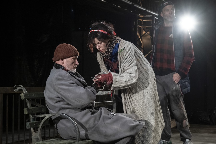 Teatr Horzycy zaprasza na spektakl Antygona w Nowym Jorku, fot. Wojtek Szabelski