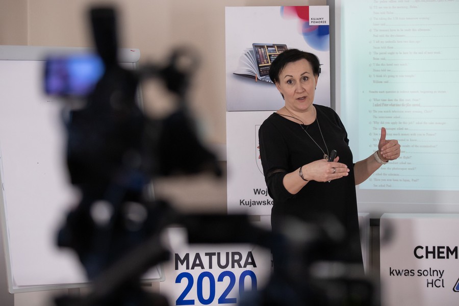 Zajęcia z języka angielskiego w ramach Kujawsko-Pomorskiej Szkoły Internetowej Urzędu Marszałkowskiego Województwa Kujawsko-Pomorskiego, fot. Mikołaj Kuras dla UMWKP