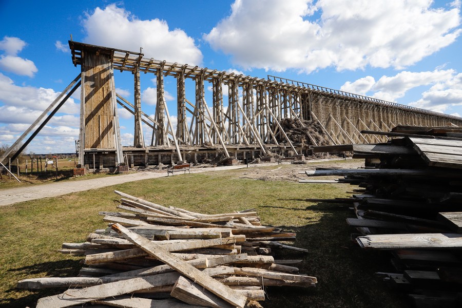 Prace rewitalizacyjne przy tężni nr 3, fot. Mikołaj Kuras
