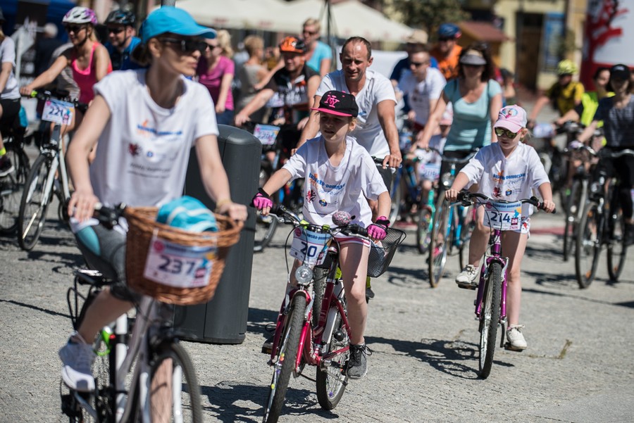 Rodzinny rajd rowerowy w Żninie, fot. Tymon Markowski