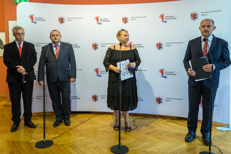 Konferencja otwierająca konsultacje społeczne Strategii rozwoju województwa 2030 +, fot. Szymon Zdziebło/trantoga.pl dla UMWKP