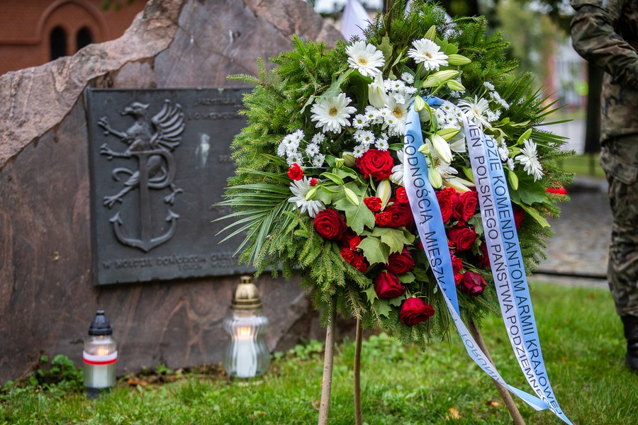 Dzień Polskiego Państwa Podziemnego, Toruń, fot. Szymon Zdziebło/tarantoga.pl dla UMWKP