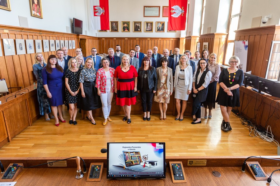 Spotkanie z kadrą Kujawsko-Pomorskiej Szkoły Internetowej, fot. Szymon Zdziebło/tarantoga.pl dla UMWKP