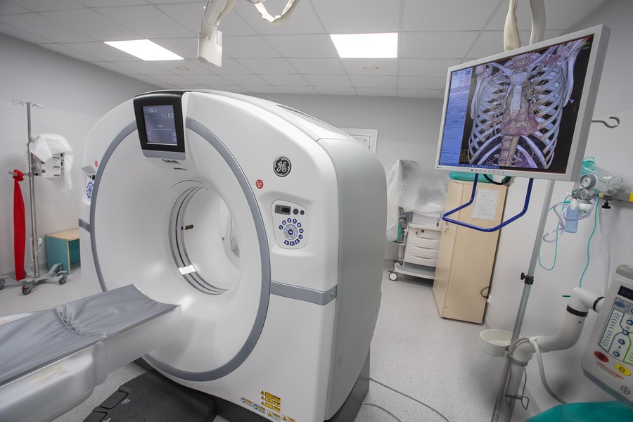 Tomograf komputerowy w Wojewódzkim Szpitalu Specjalistycznym we Włocławku, fot. Mikołaj Kuras dla UMWKP