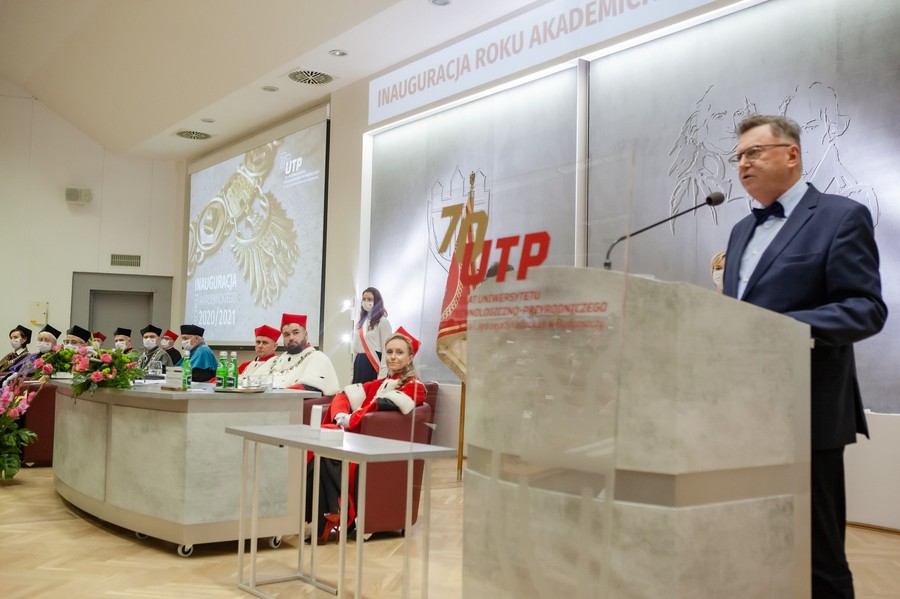 Rozpoczęcie roku akademickiego na UTP w Bydgoszczy ,fot. Ryszard Wszołek