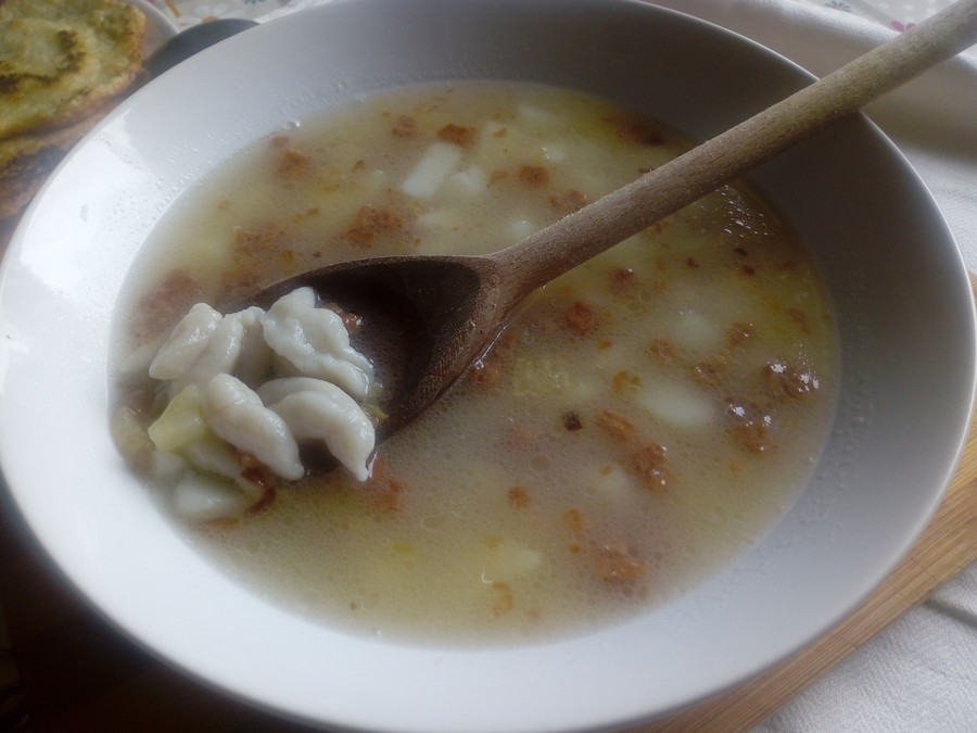 Zacierka kraszona, fot. Anna Patyk, KGW w Bronisławiu