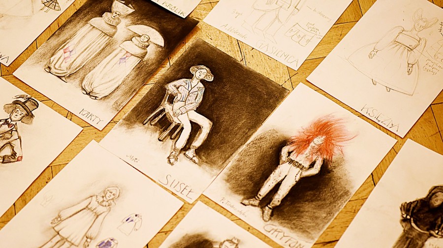 Projekty kostiumów teatralnych, fot. archiwum Teatru im. Wilama Horzycy w Toruniu