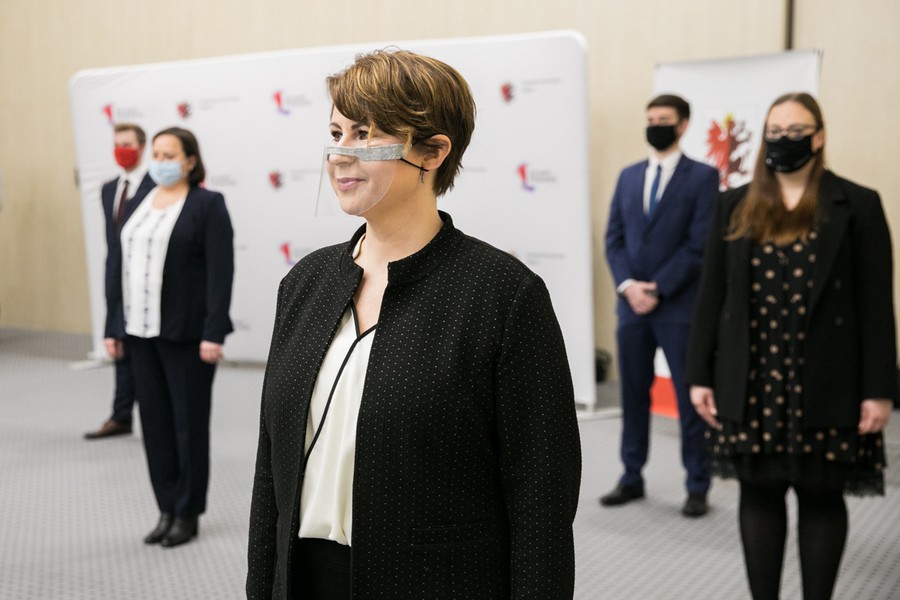 Ślubowanie urzędników, fot. Andrzej Goiński/UMWKP