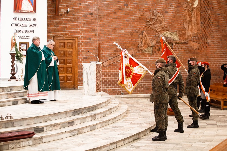 Nabożeństwo w kościele Świętych Polskich Braci Męczenników z okazji 81. rocznicy pierwszych wywózek na Sybir, fot. Filip Kowalkowski dla UMWKP