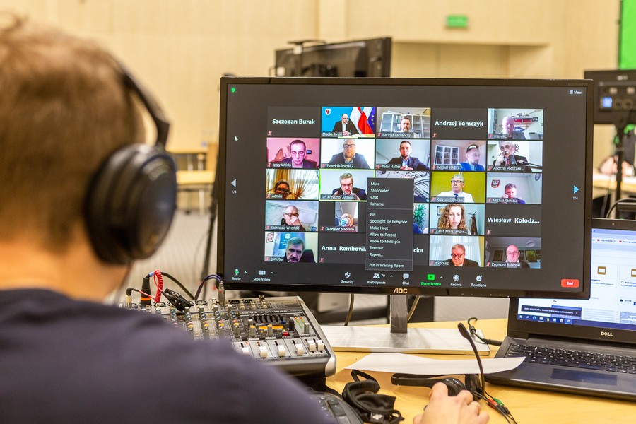 Zagospodarowanie dolnej Wisły i budowa stopnia wodnego w Siarzewie – spotkanie konsultacyjne online, fot. Szymon Zdzieblo/tarantoga.pl dla UMWKP
