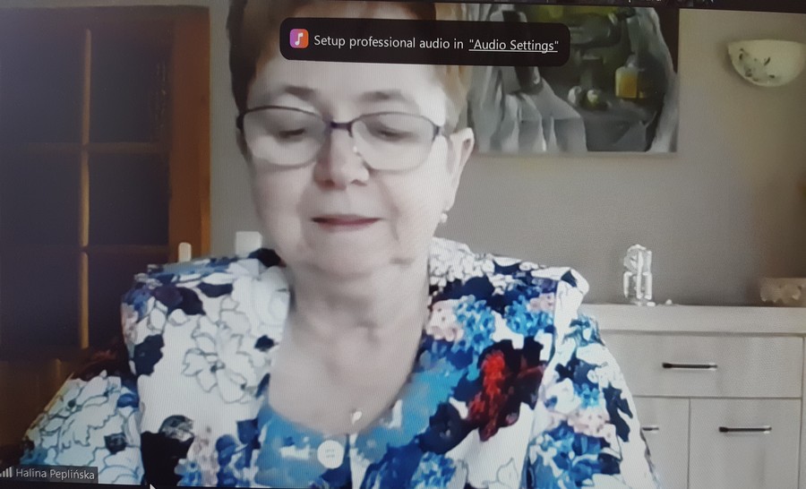 Pani Halina Peplińska, Przewodnicząca Zespołu ds ochrony zdrowia podczas posiedzenia Zespołu, fot. Jarosław Łączny