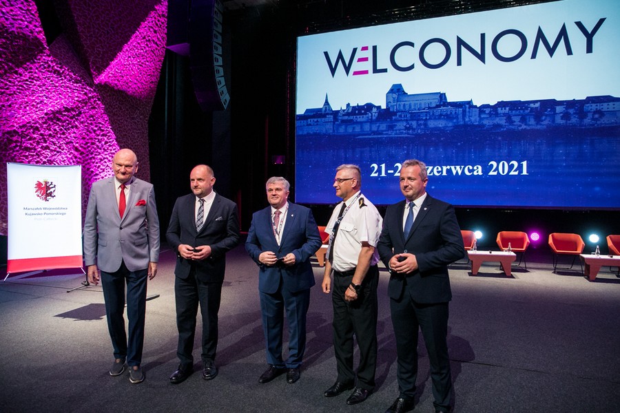 Sesja inauguracyjna Welconomy Forum w Toruniu, fot. Andrzej Goiński/UMWKP
