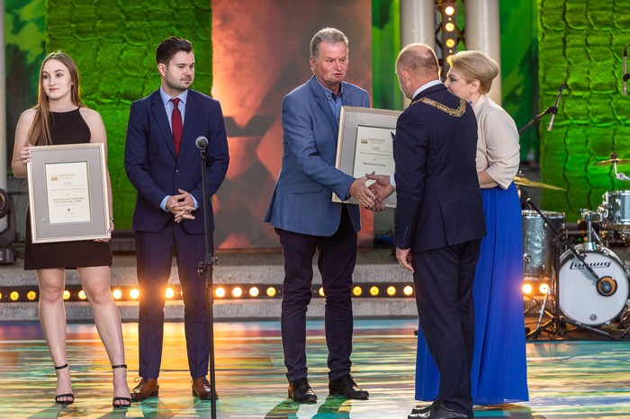 Budowa społeczeństwa obywatelskiego  fot. Szymon Zdziebło, tarantoga. pl dla UMWKP