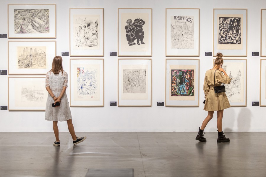 „Edward Dwurnik. Polska” w CSW w Toruniu, fot. Szymon Zdziebło/tarantoga.pl dla UMWKP