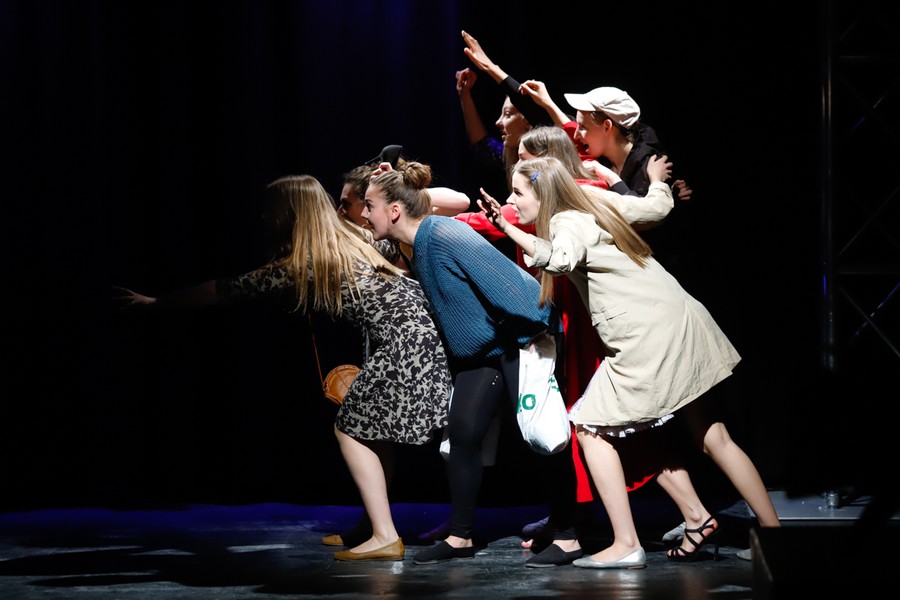 Spektakl „Black Friday”, inaugurujący 4. edycję Przygrywki, fot. Mikołaj Kuras